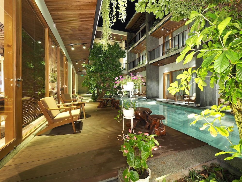 undefined Tam House Villa Hotel 9