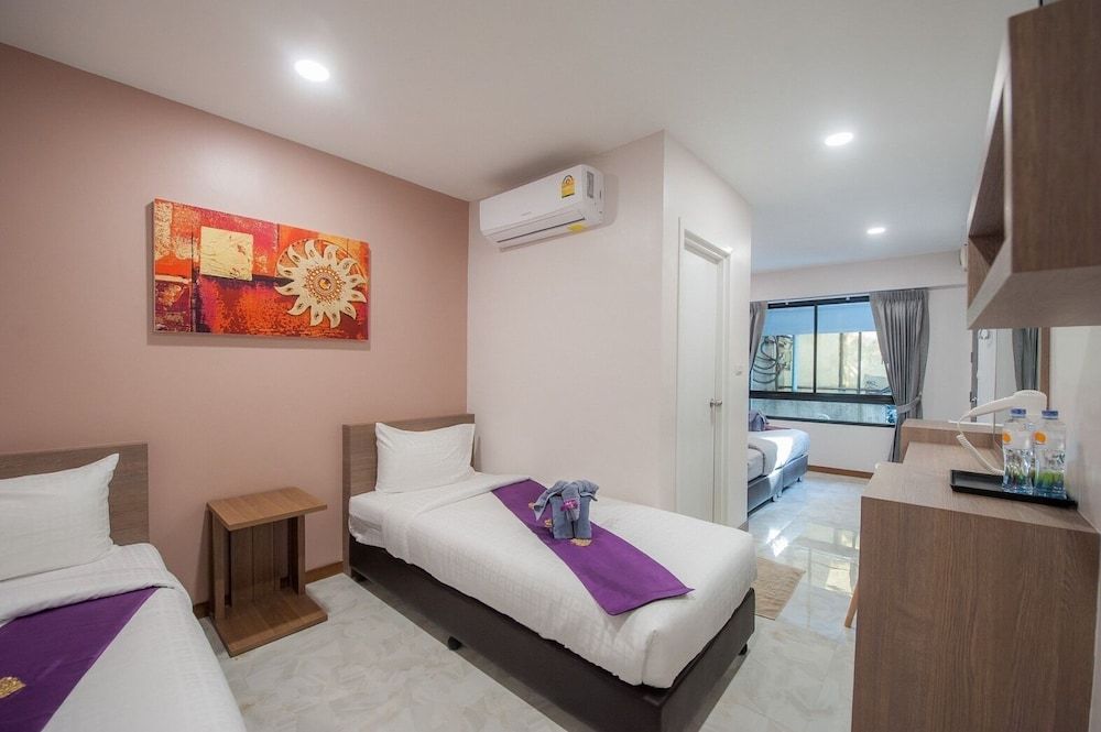 The Moon Night Hotel Family Triple Room, Multiple Beds 5