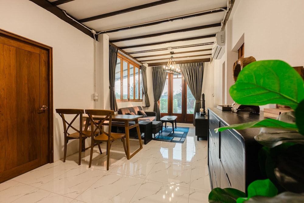 60s Town Classic House 12