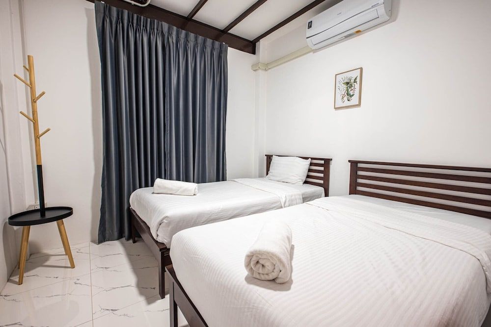 60s Town Classic House