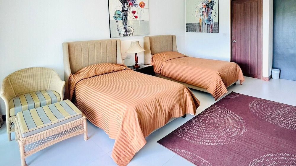 Baan Ing Khao Standard Room with Mountain View 2