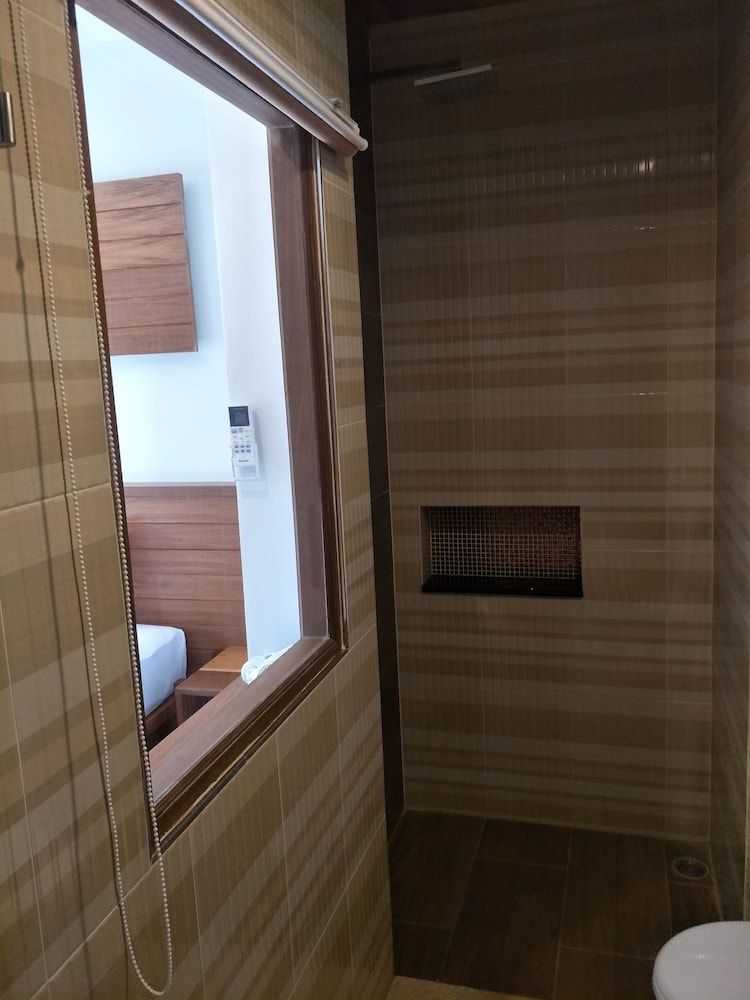 Lanta Infinity Resort Superior Room 10