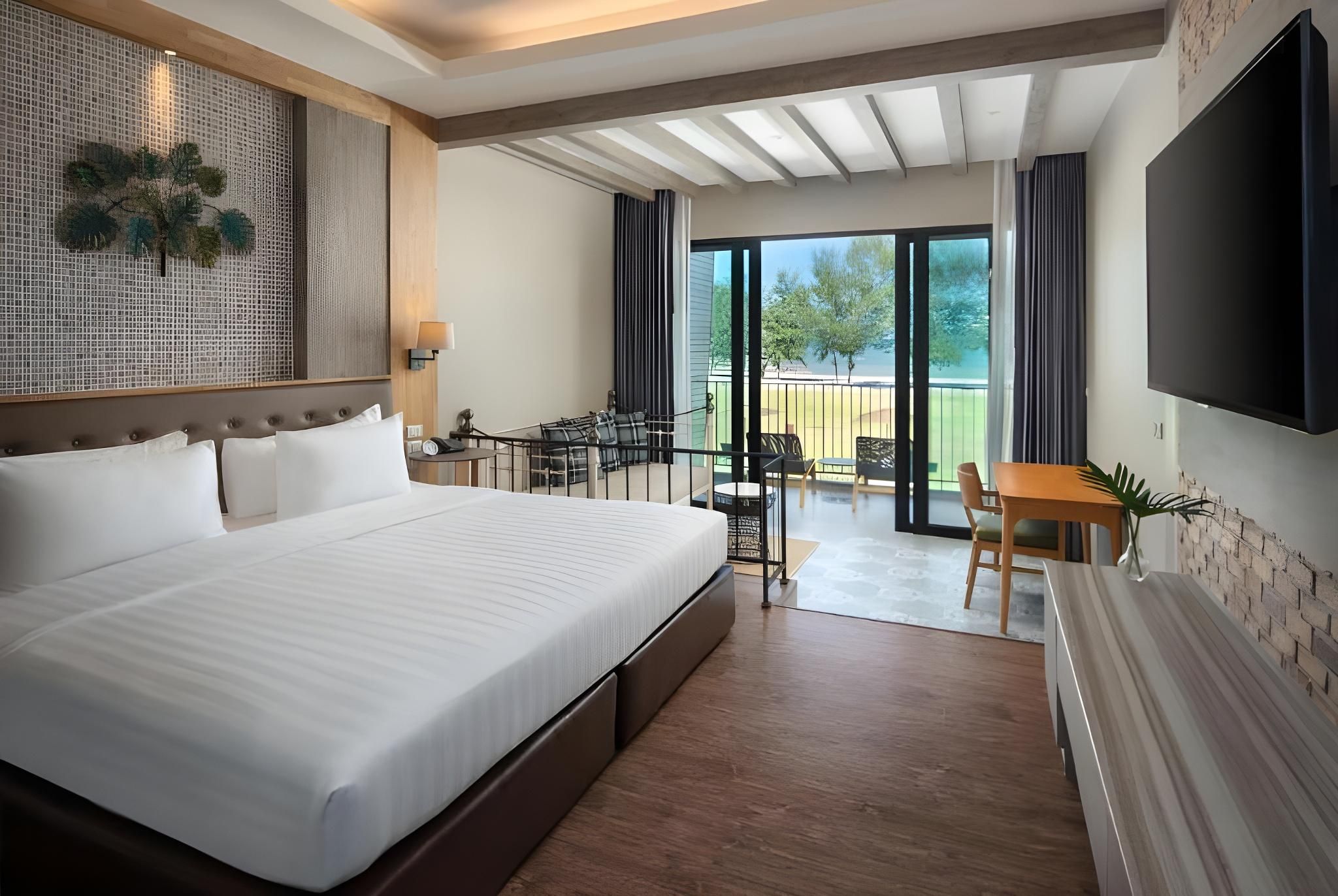 Deluxe Sea View