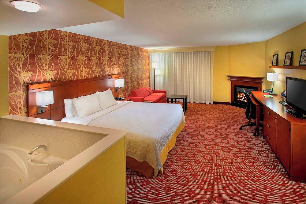 Courtyard by Marriott Niagara Falls