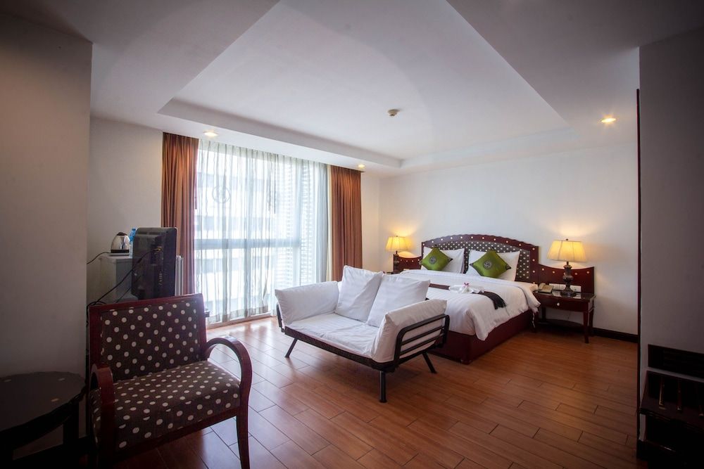 Premier King Room