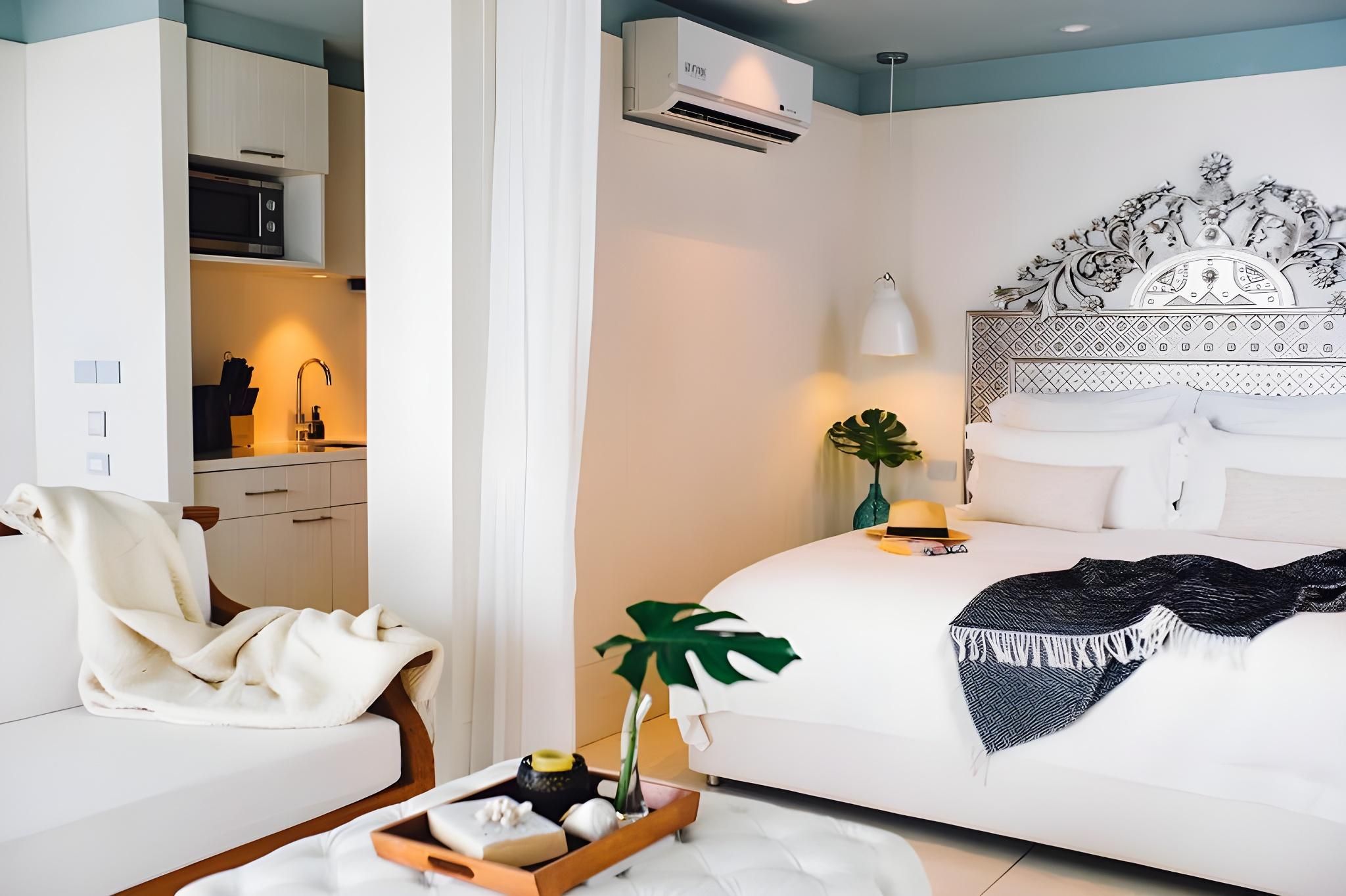The Beach Samui Superior Suite 3