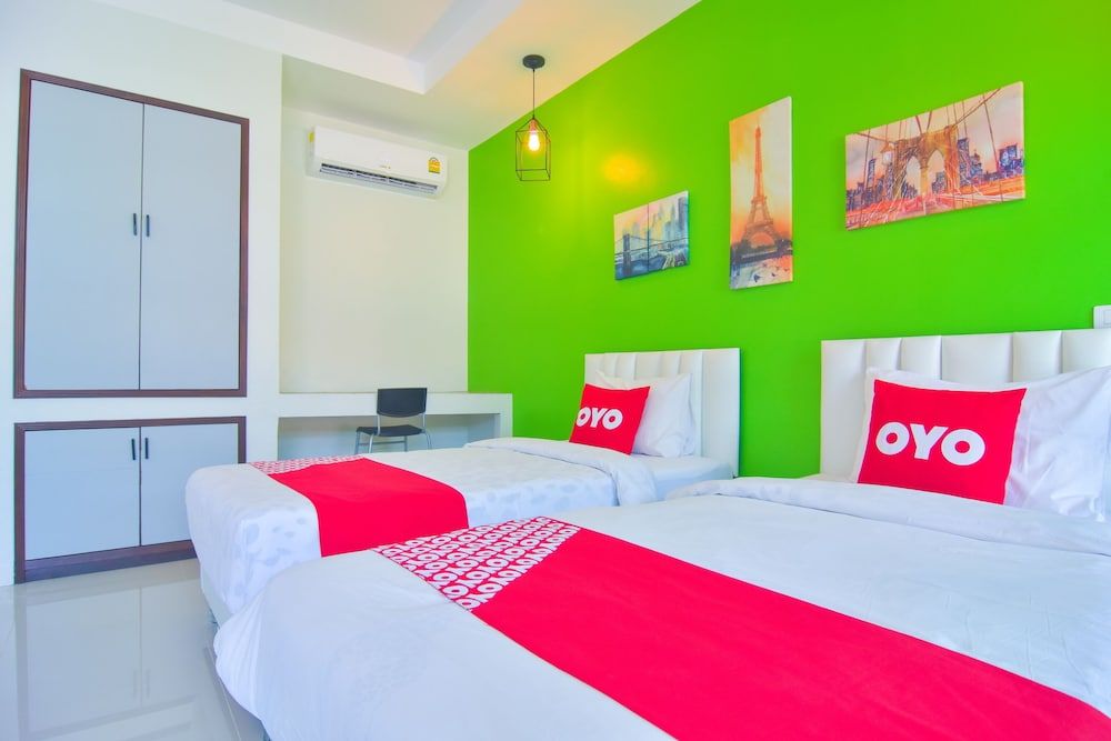 Deluxe Twin Room, Pool View