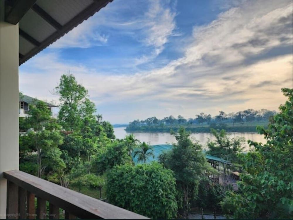 Bansaeo Garden and Resort Villa Deluxe 9