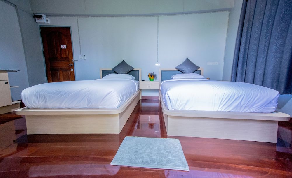 Na Siri Lakeview Standard Room, 2 Twin Beds, Non Smoking, Garden View 4