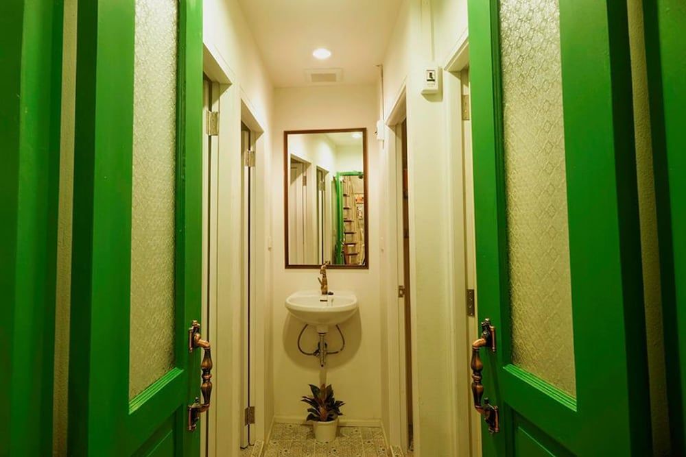 Ratana Boutique Hostel 4 Bed Mixed Dormitory Room 6