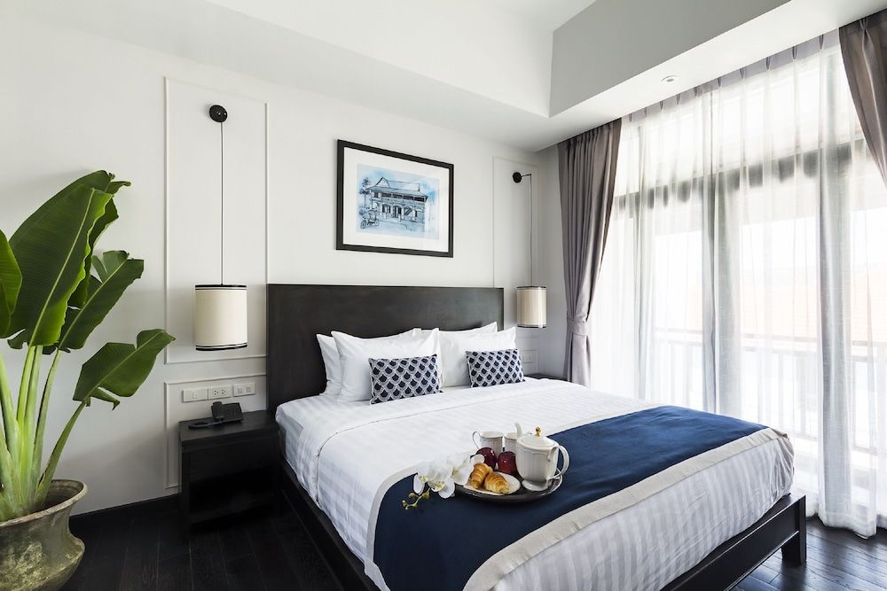 undefined Cheeva Dee Hotel