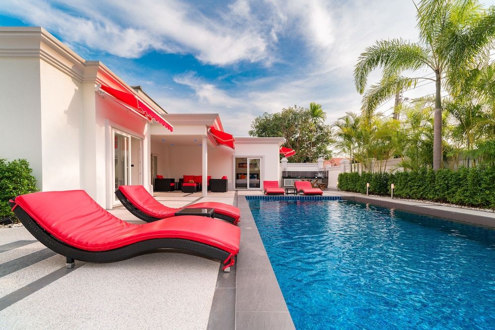 undefined Luxury Pool Villa 54 2