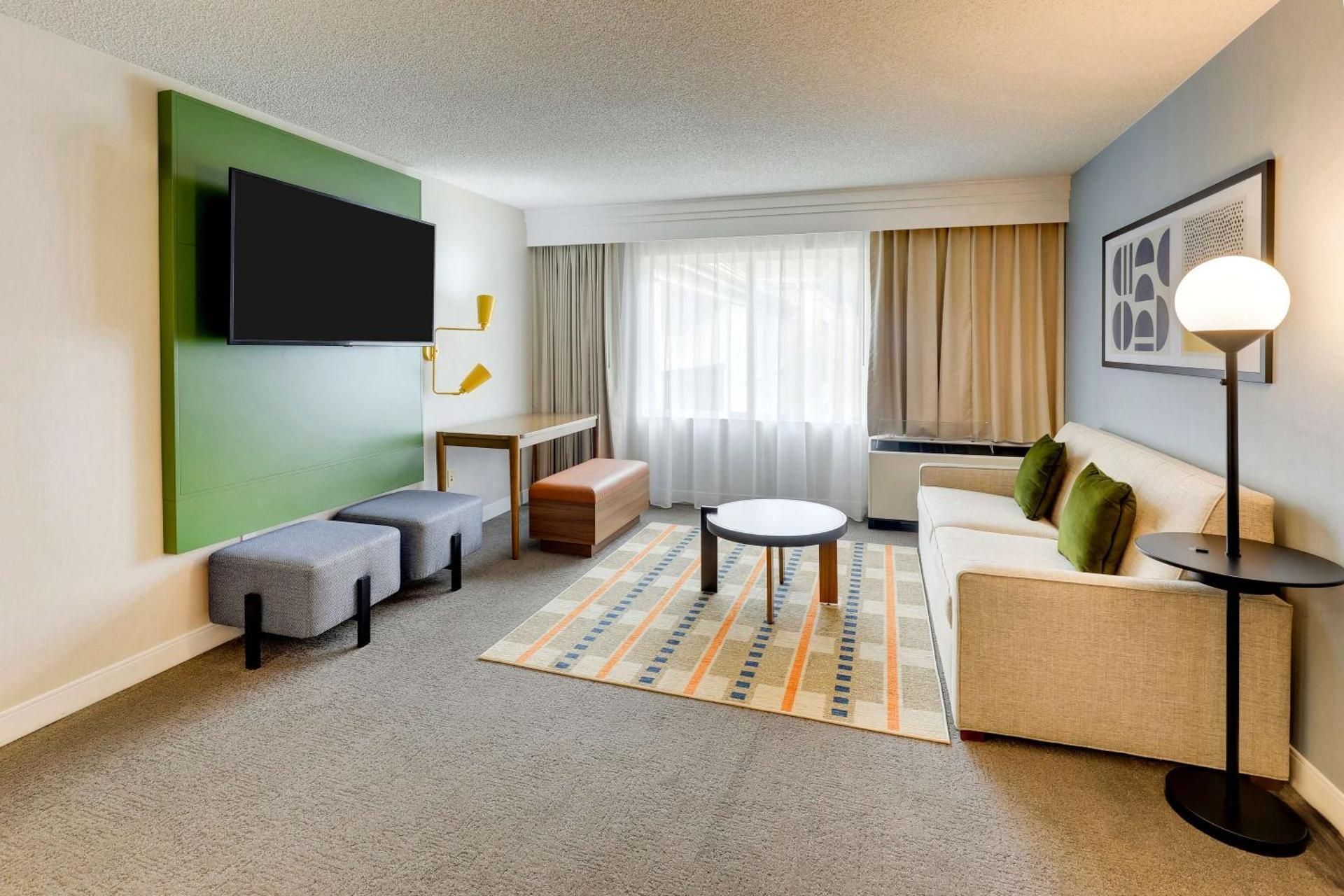 One Bedroom Suite King