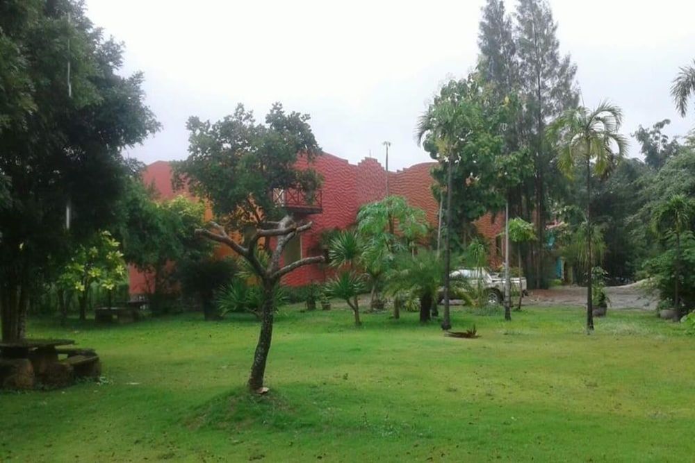 undefined Boonto Town 9