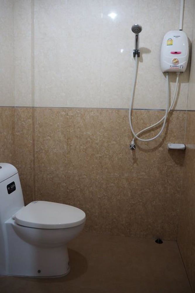 Rimmueng Resort Standard Double Room 4