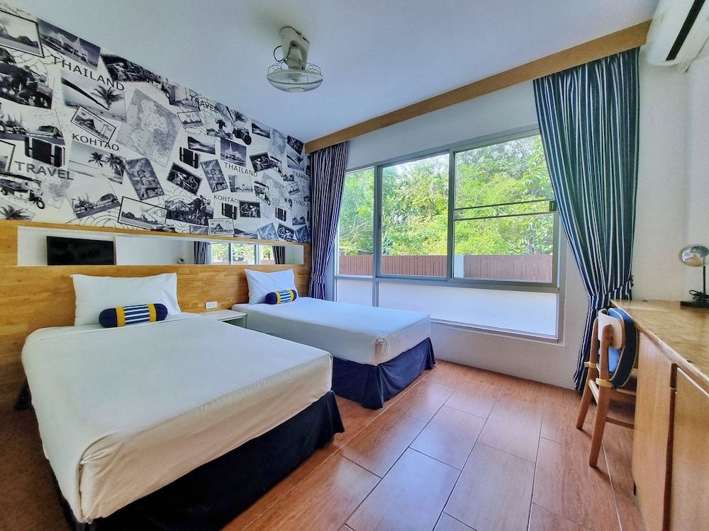 Standard Twin Room
