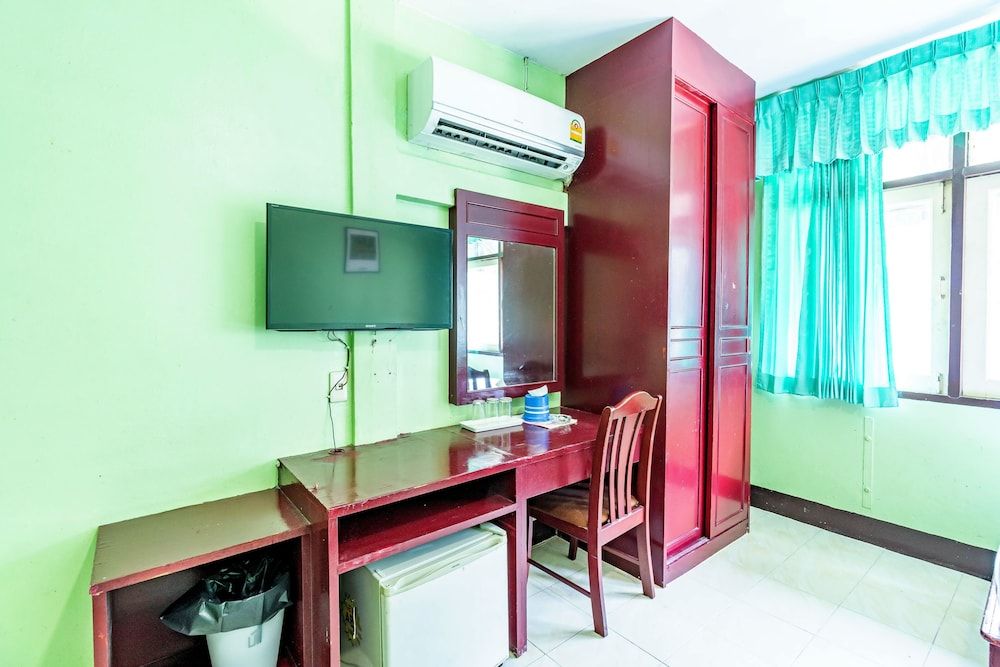 Woodlands Inn Triple Room 6