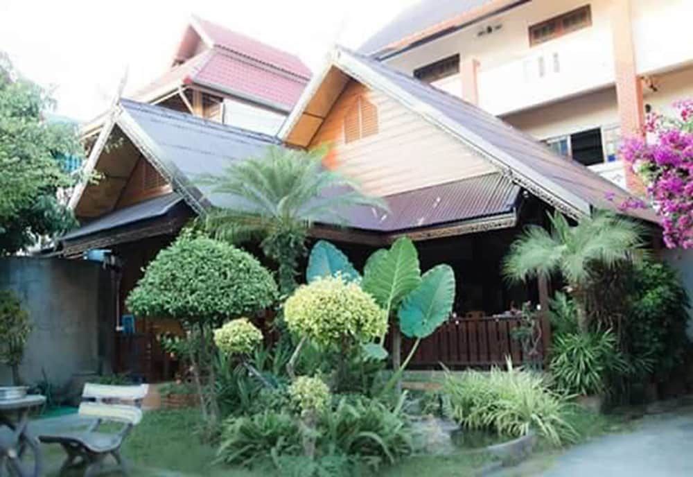 undefined Little Home 9