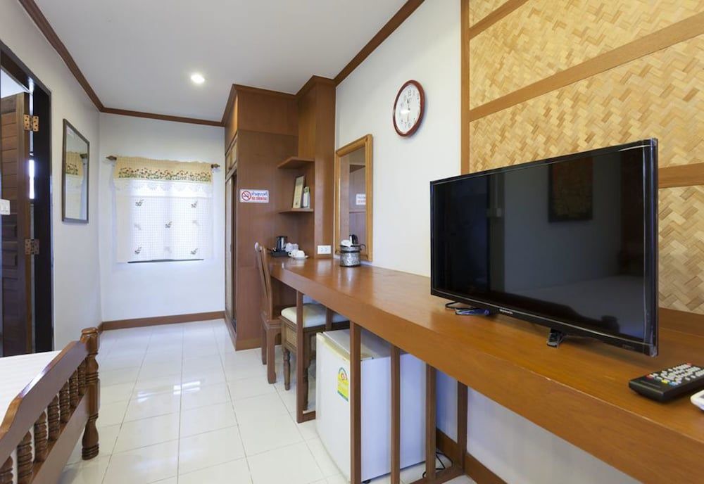 Little Home Standard Twin Room 4