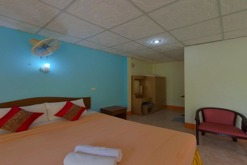 Rim Khao Resort Bungalow with Air Conditioned