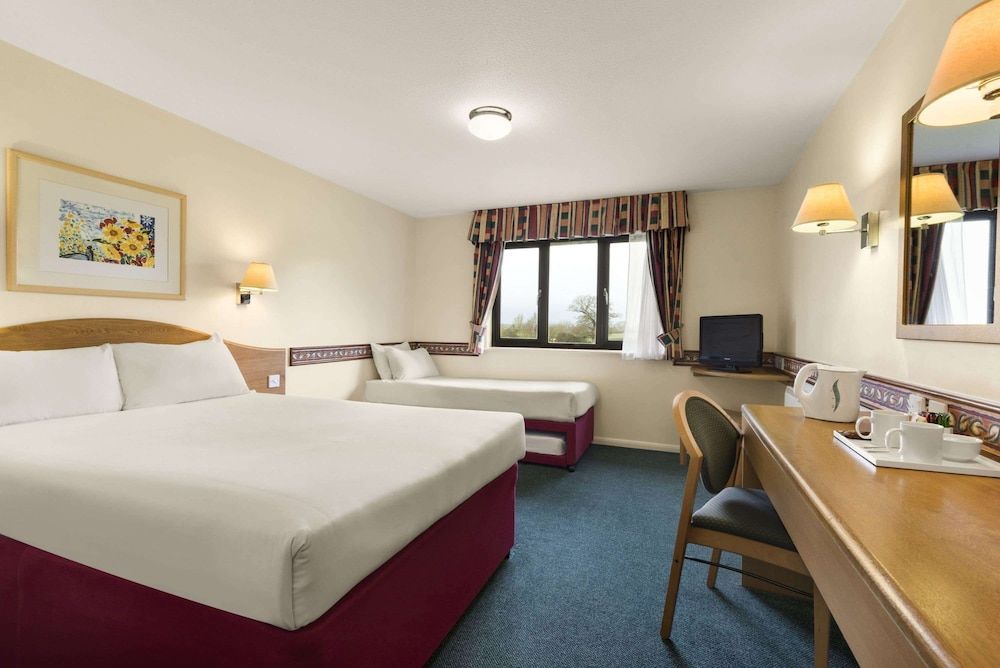 Family Room, Multiple Beds, Non Smoking