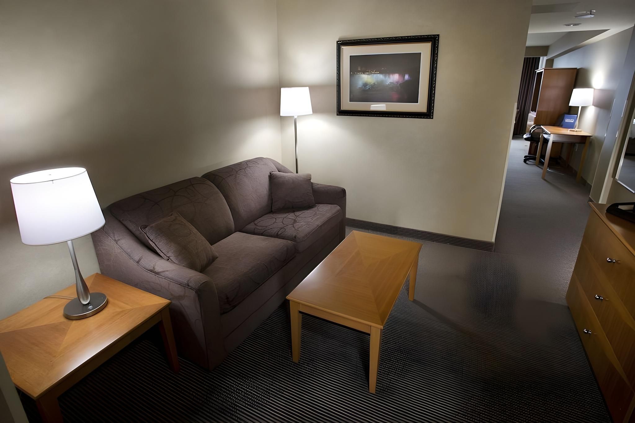 Tower RoomRiver ViewOne King Jacuzzi Suite