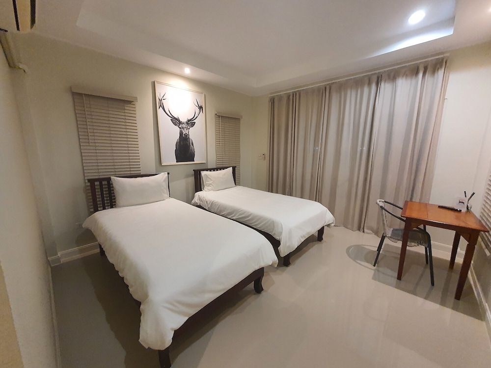 Aob-Oun Homestay Deluxe Room 3