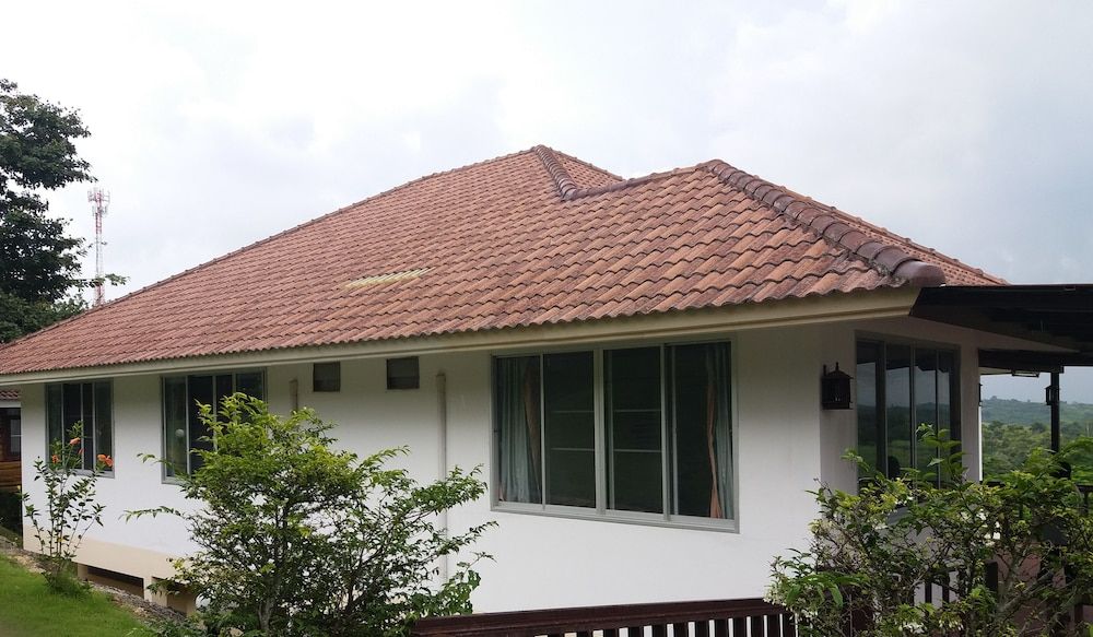 undefined Eden Hill Resort