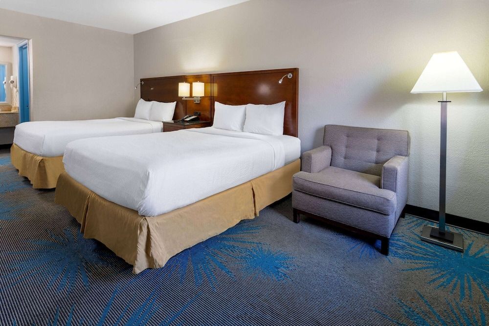 Standard Room, 2 Queen Beds, Smoking