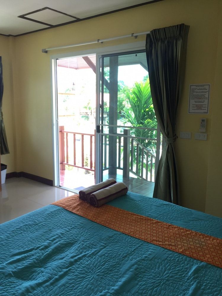 Phuengluang Resort Standard Room 9