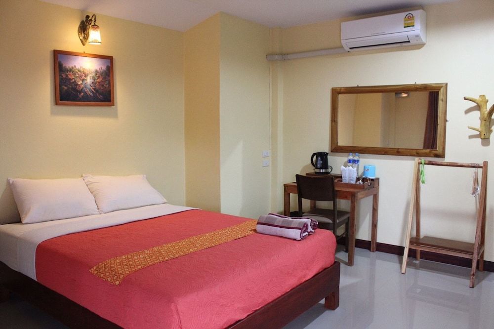 Phuengluang Resort Deluxe Room 2