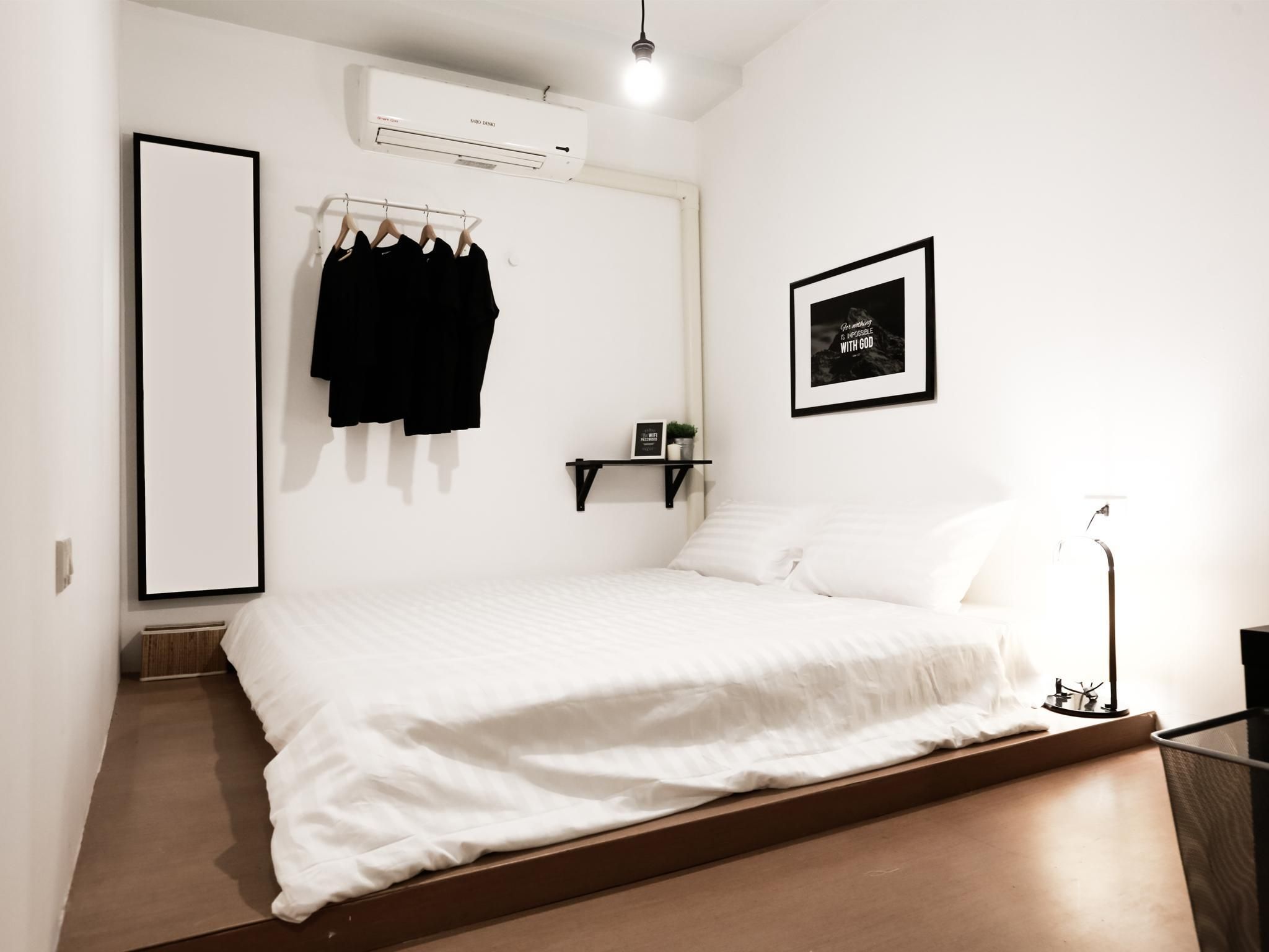 Standard Double Room Shared Bathroom