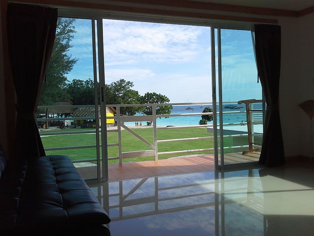 Sea Breeze room