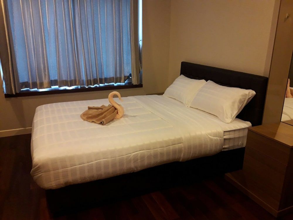 undefined Cityview Circle BTS Pool Gym 7