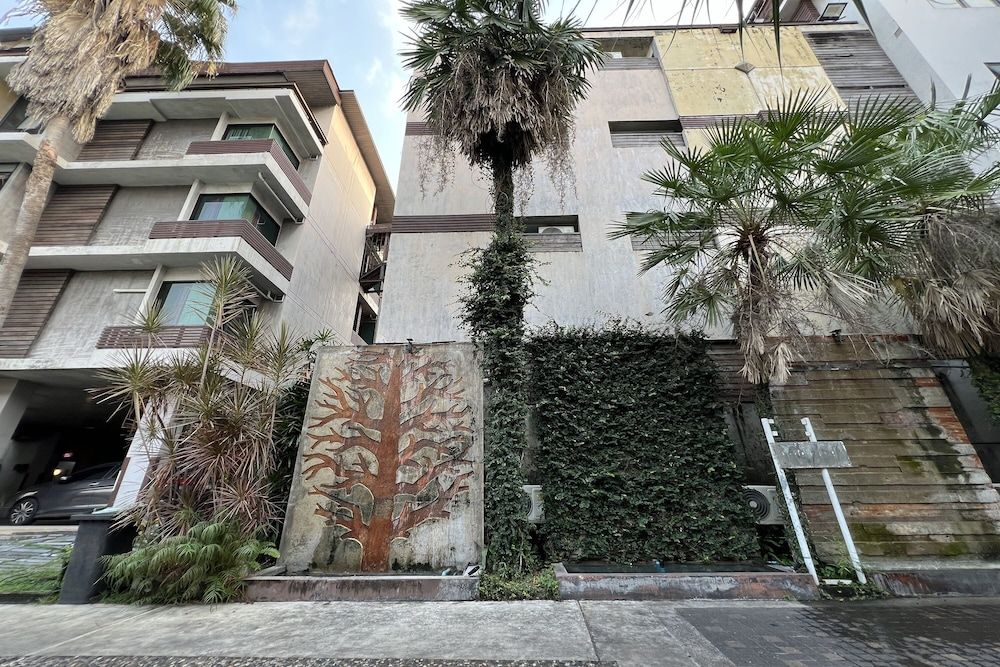 undefined Eurna Resort 5