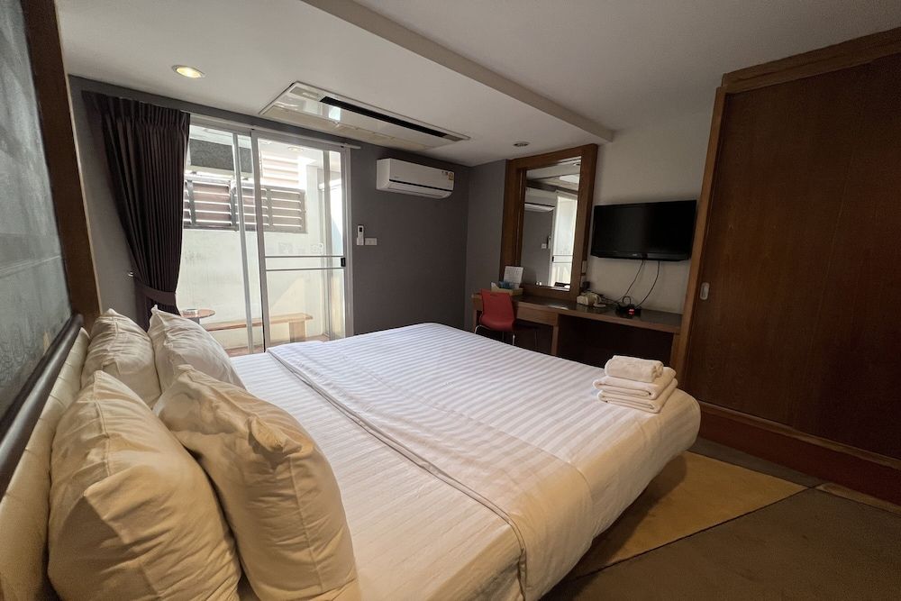 Eurna Resort Standard Room