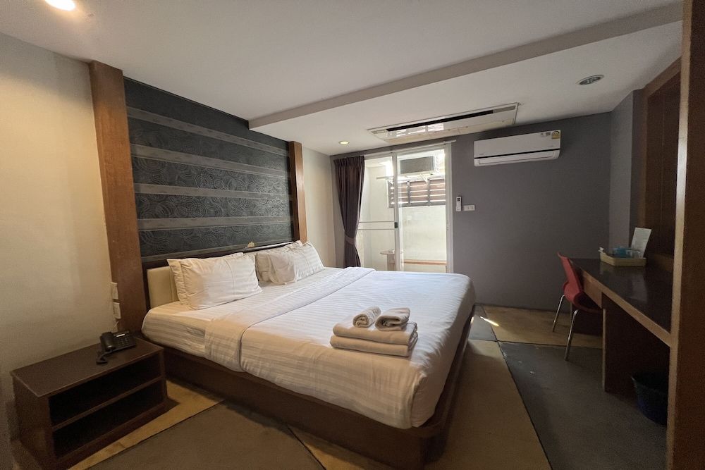 Eurna Resort Standard Room 3