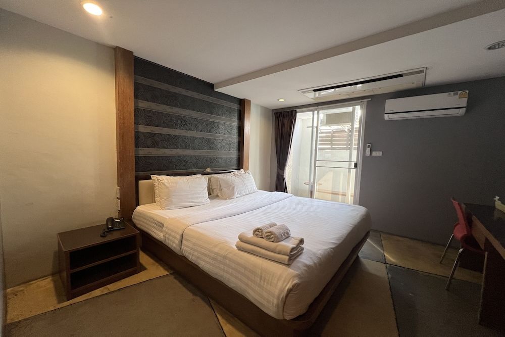 Eurna Resort Standard Room 4