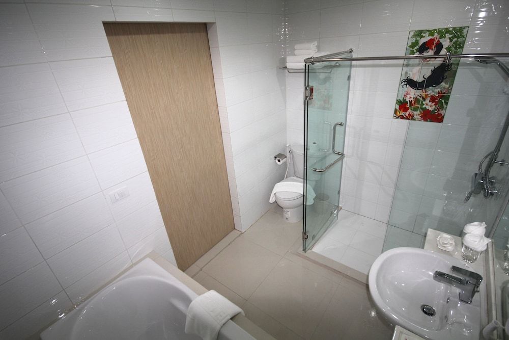 Siam Golden Place Suvarnabhumi Family Room 2