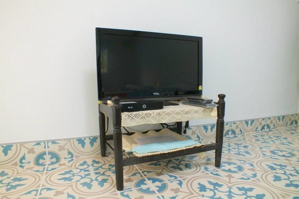 Baan Pennee Quadruple Room 5