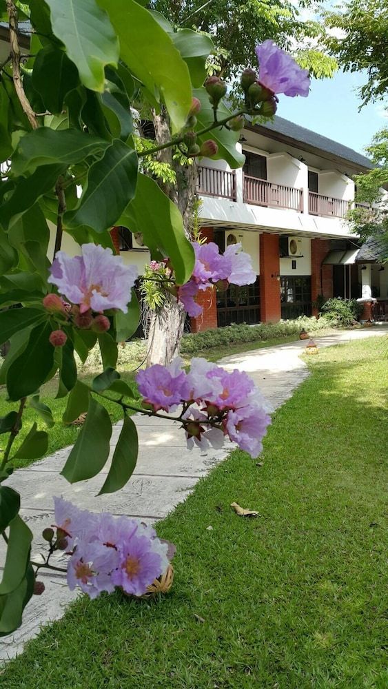 Korat Resort Hotel Standard Room 3