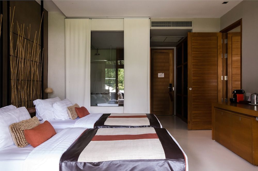 Kirimaya Golf Resort & Spa Plantation View 2