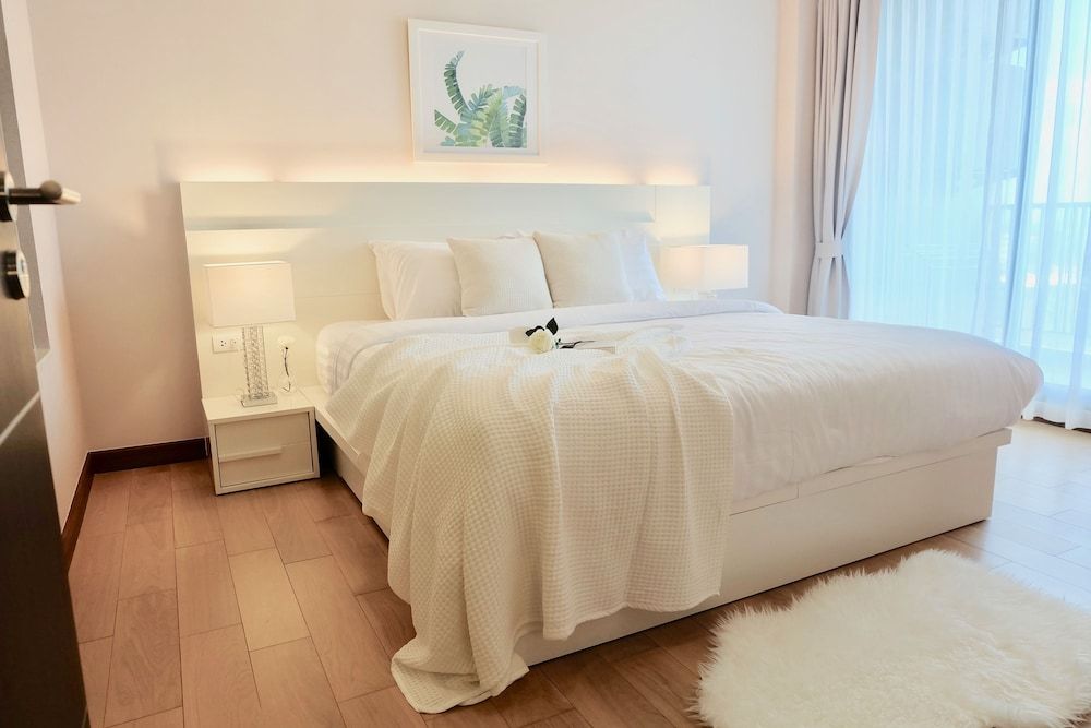 Standard Apartment with City View (A1120)