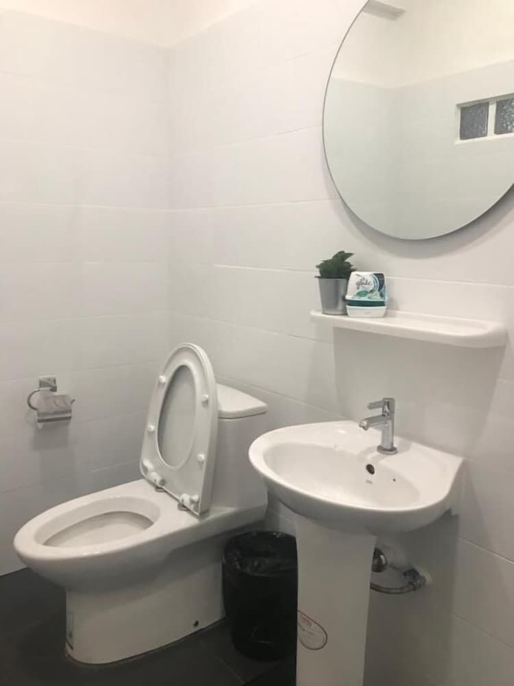 Jellyfish Hostel Standard Double Room 11