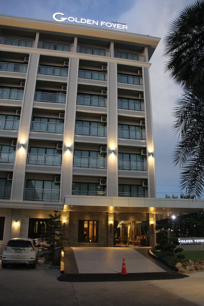 undefined Golden Foyer Suvarnabhumi Airport Hotel 4