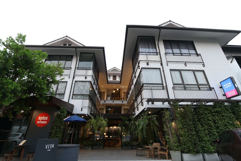 undefined VIYA Lodge 6