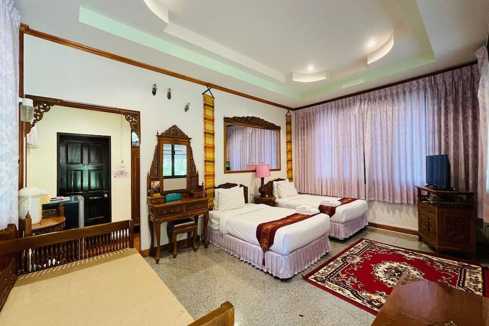 Baan Rim Kwai Paerimnam Resort Junior Twin Room 10