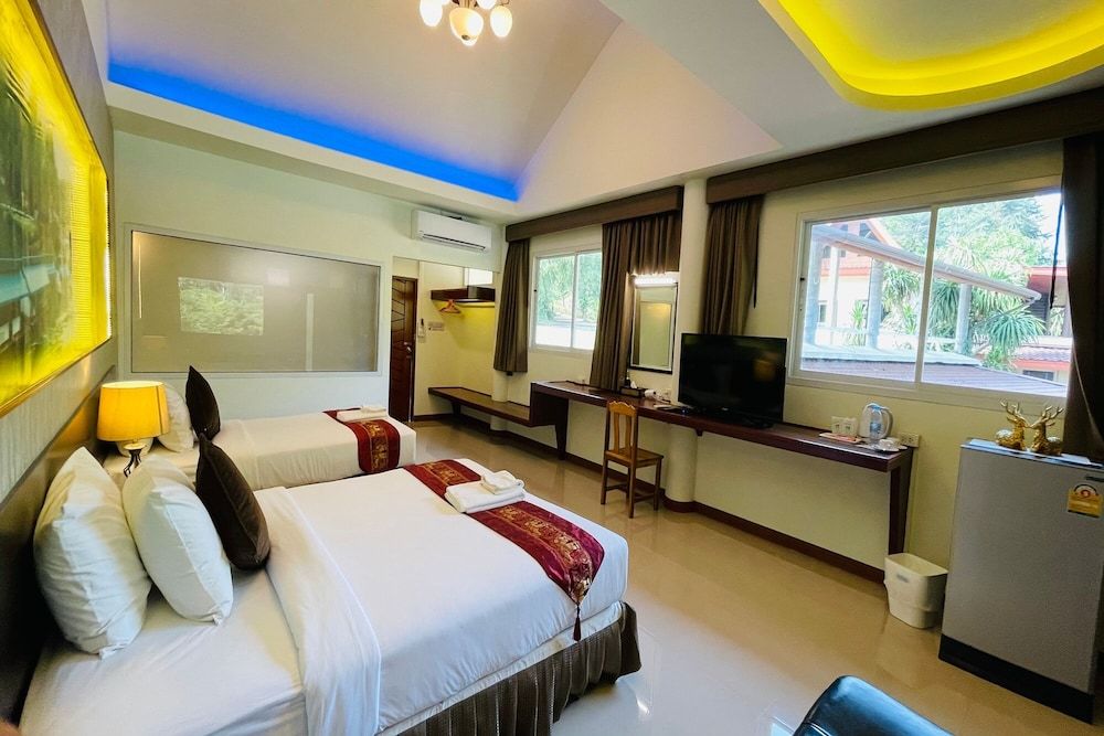 Baan Rim Kwai Paerimnam Resort Deluxe Twin Room 2