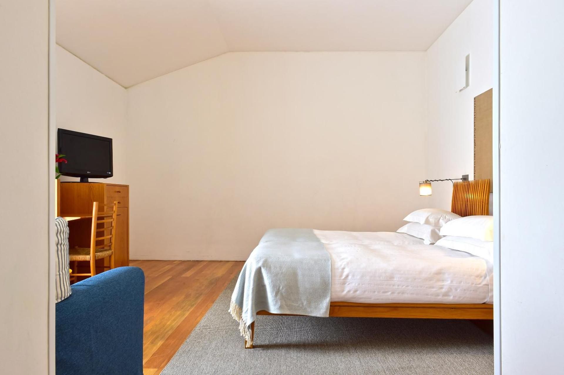 Junior Suite (2 Adults + 1 Child)