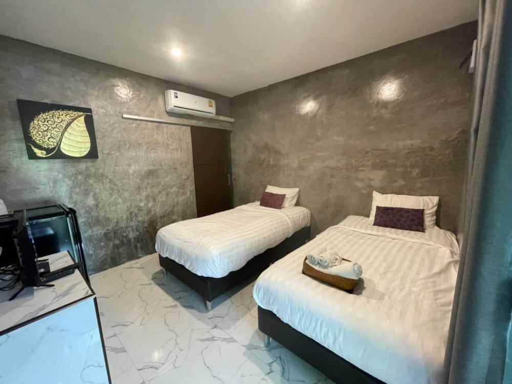 Loft Twin Room